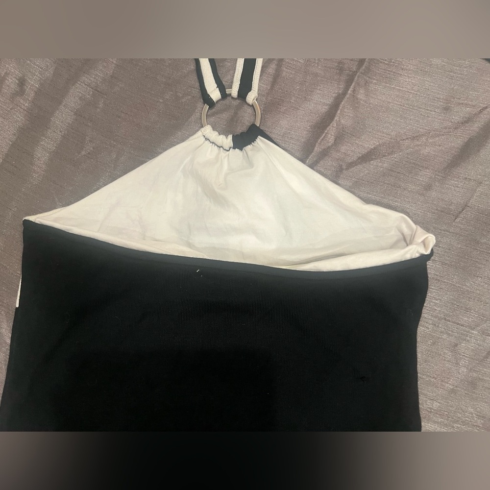 New York & Company Black and White Halter Top /women / Size M - Picture 4 of 13